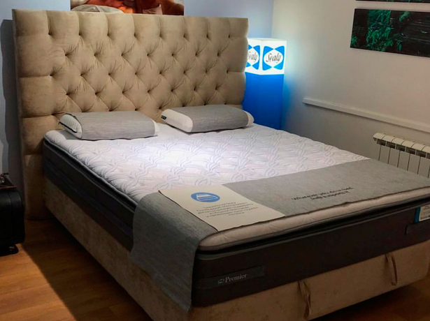 Кровать Brooklyn с основанием Raibox